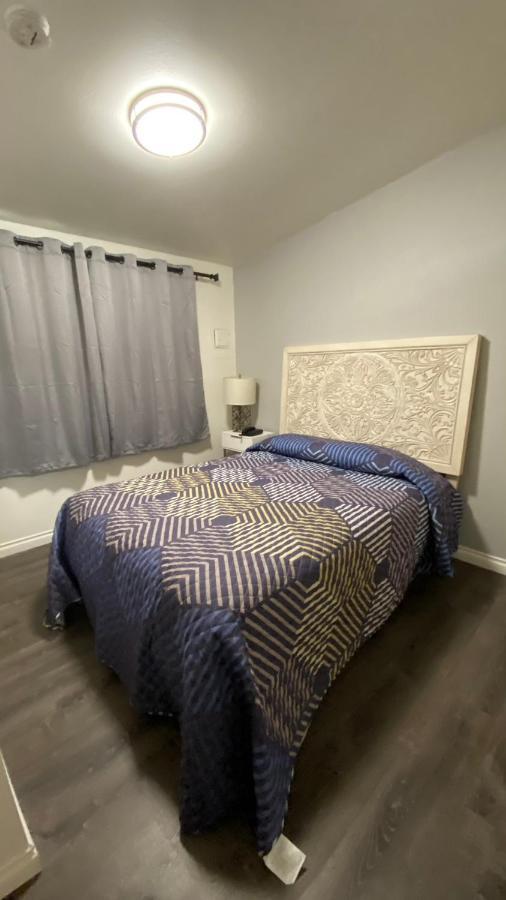 Golden Kent Motel Экстерьер фото